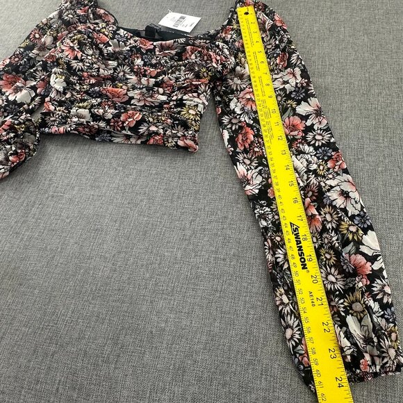 NEW! Forever 21 Ruched  Cropped Top Long Sleeve Puffy Sleeves Small Floral Black - Picture 8 of 14